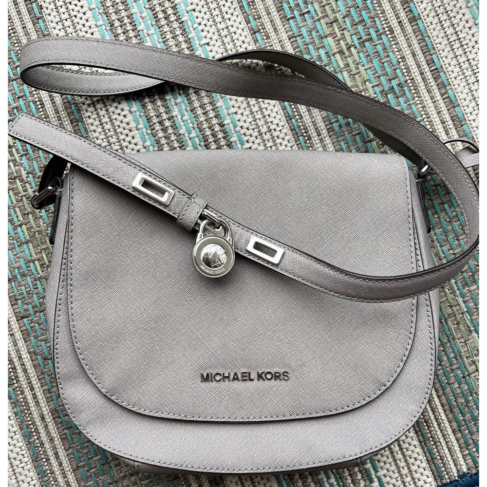Michael Kors Medium Messenger Pearl Grey Hamilton Adjustable Crossbody Purse